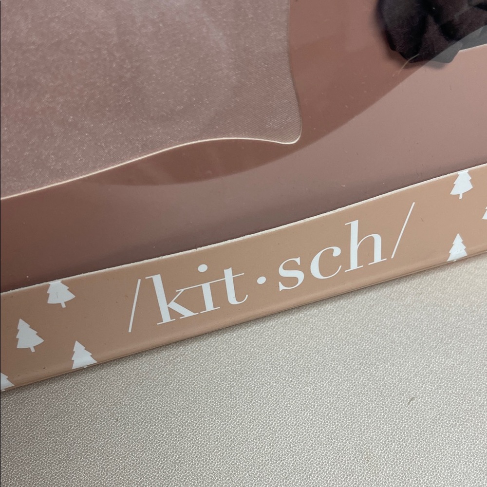 Kitsch Satin Pillowcase & Scrunchies Gift Set - Taupe Pink - Picture 2 of 12